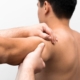 Trattamento shiatsu per dolore spalla roma
